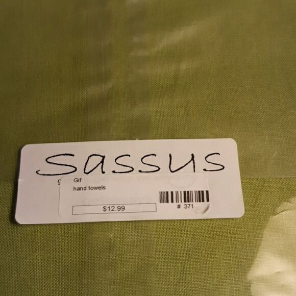 Sassy's Hand Towels  - Picture 3 of 3